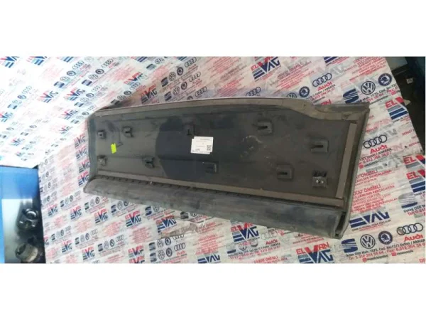5N0854950E | VW Tiguan Sağ Arka Kapı Çıtası VAG