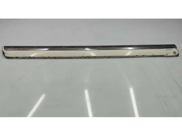 3AA854950A | VW Passat Sağ Arka Kapı Alt Krom Çıtası VAG
