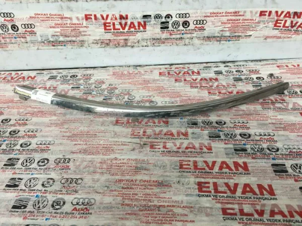 3B0807243 | VW Passat Sol Ön Tampon Çıtası VAG