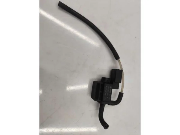 037905283C | Vakum Valfi VAG
