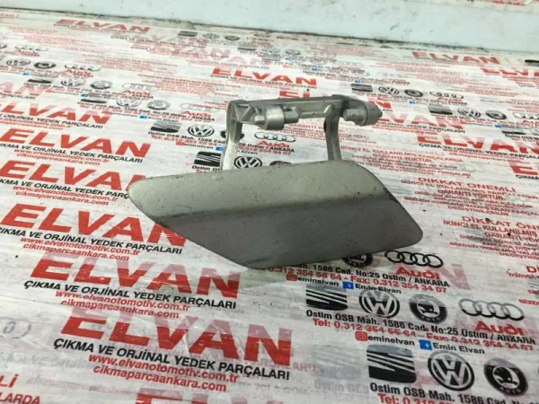 A2128600208 | Sağ Ön Far Yıkama Kapağı VAG