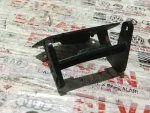 8X0807564 | Audi A1 Sağ Tampon Braketi - 2