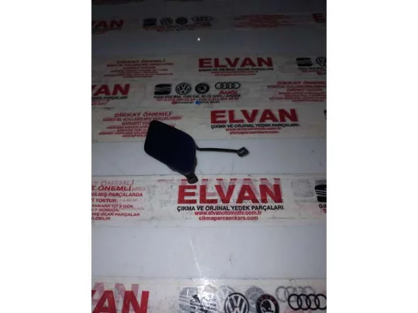 8V5807241A | Audi A3 Ön Tampon Çeki Demiri Kapağı VAG