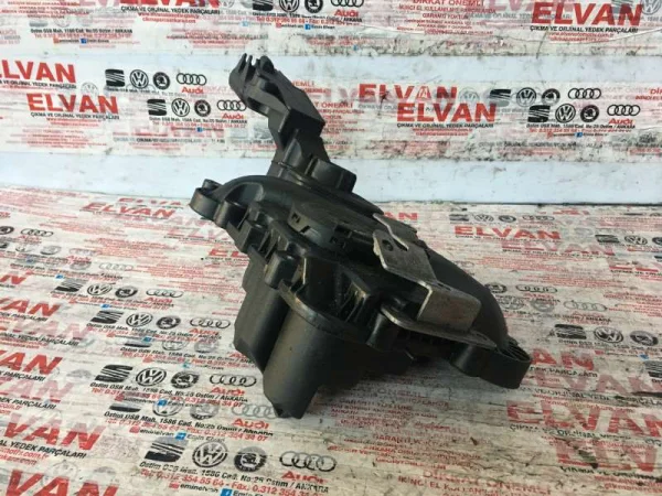06E103547 | Karter Havalandırma Valfi | Audi A4, A5, A6, A8, Q5 VAG