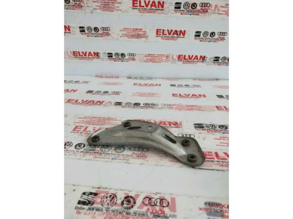 1Z0810679C | Skoda Octavia Ön Sol Çamurluk Bağlantı Braketi VAG