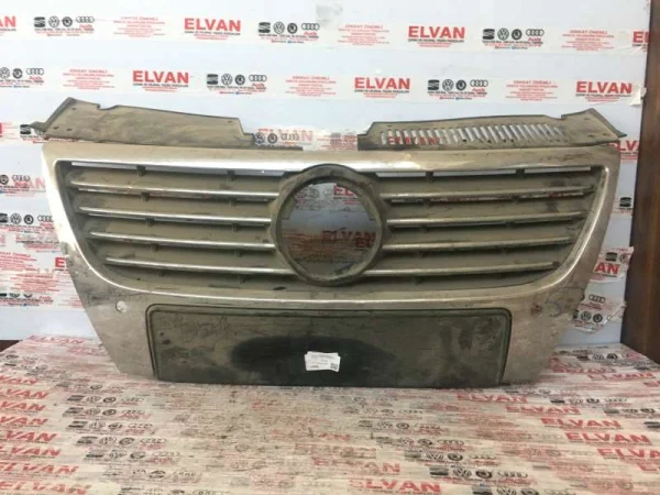 3C0853651D | VW Passat Ön Panjur VAG