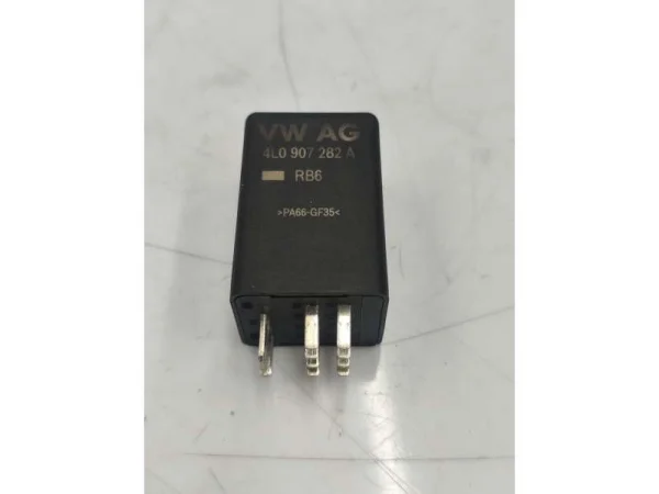 4L0907282A | Isıtma Bujisi Kontrol Rölesi | VW Touareg - Audi A4, A5, A6, A7, A8 VAG
