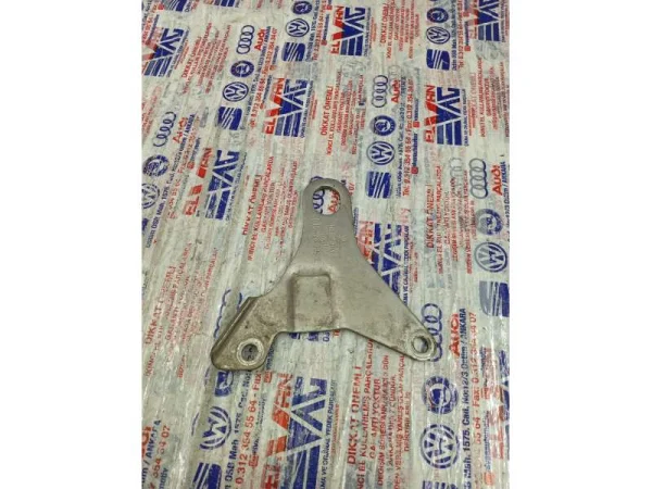 036103388E | Silindir Kapak Kulağı | VW Bora, Caddy - Seat Altea, Cordoba - Skoda Fabia, Octavia VAG