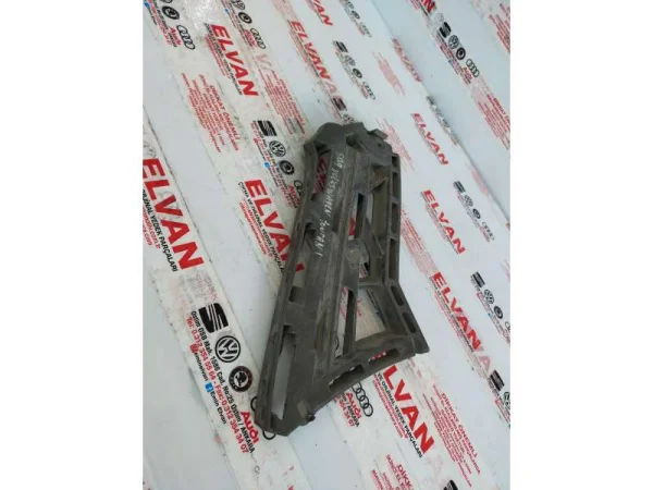 1T0807178 | VW Touran Sağ Ön Tampon İç Braketi VAG