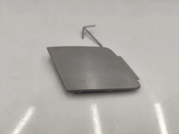 5N0807241B | VW Tiguan Ön Tampon Çeki Demir Kapağı VAG