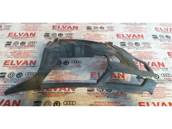 5K0807723 | VW Golf Ön Sol Tampon Braketi VAG