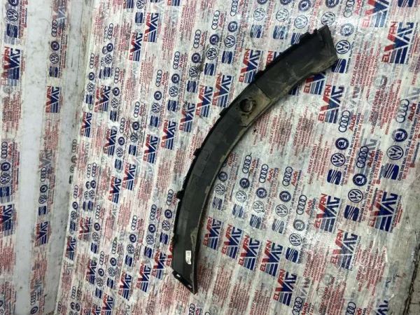 6F9854827 | Seat Arona Tampon Çeki Demiri Kapağı VAG