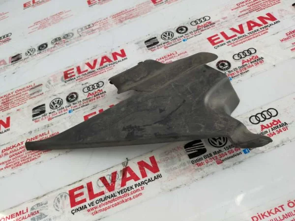 8P3837176H | Audi A3 Sağ İç Dikiz Aynası Kapak Çıtası VAG