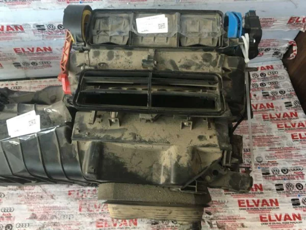 1K0819272 | Kalorifer Motoru VAG