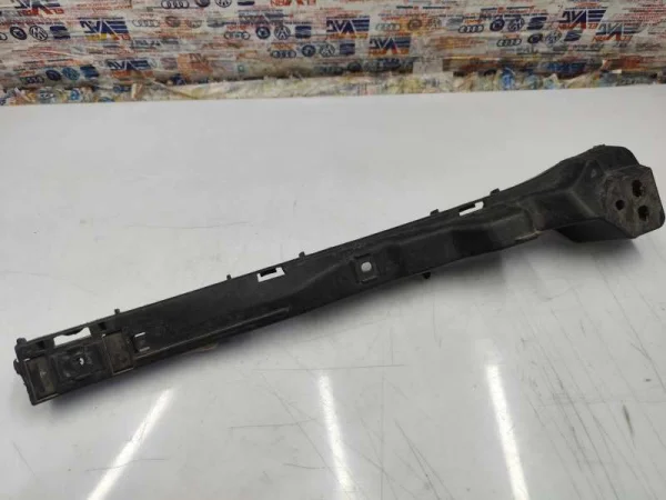 6L5807863B | Arka Tampon Braketi VAG