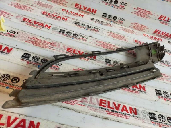 3C8854661 | VW CC Sol Sis Far Kapağı VAG