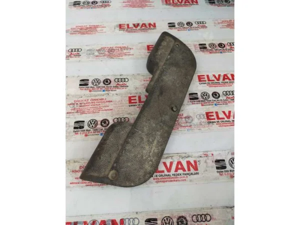 701863487B | Arka Bagaj Kilit Karşılık Kaplaması | VW Caravelle, Transporter VAG