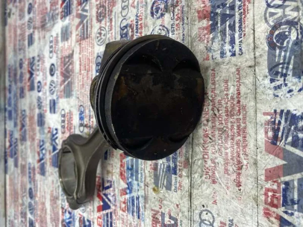 04E105401R | Piston Kolu VAG