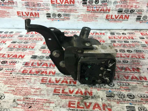 2H6614517B | VW Amarok ABS Beyni VAG