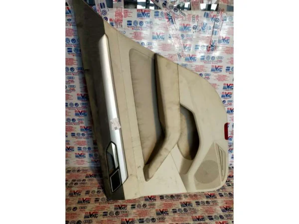 3G0867450 | Sağ Arka İç Kapı Kolu VAG