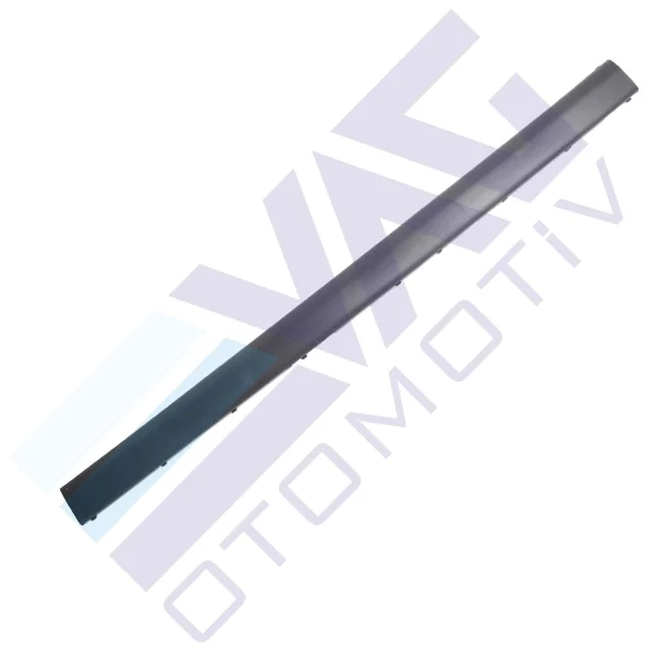 3B5807423 | VW Passat Arka Tampon Orta Bandı