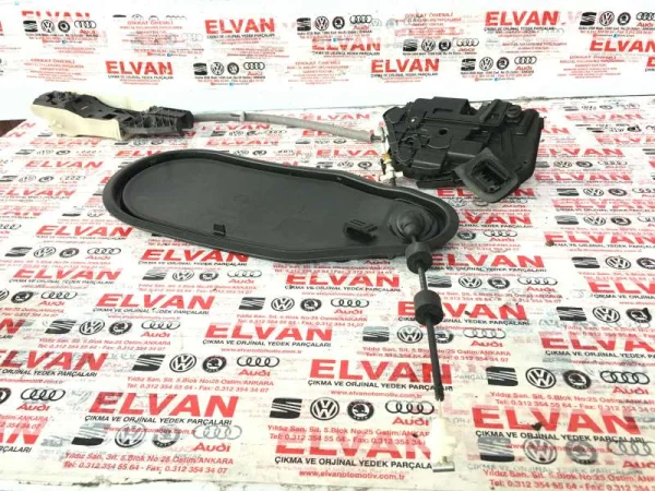 5JA839915 | Arka Sol Kapı İç Panel Kapağı | Seat Toledo - Skoda Rapid VAG