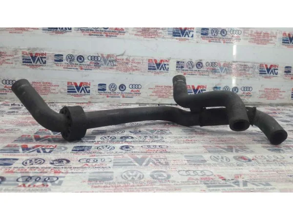 038121086 | Soğutma Suyu Hortumu | VW Passat - Audi A4, A6 VAG