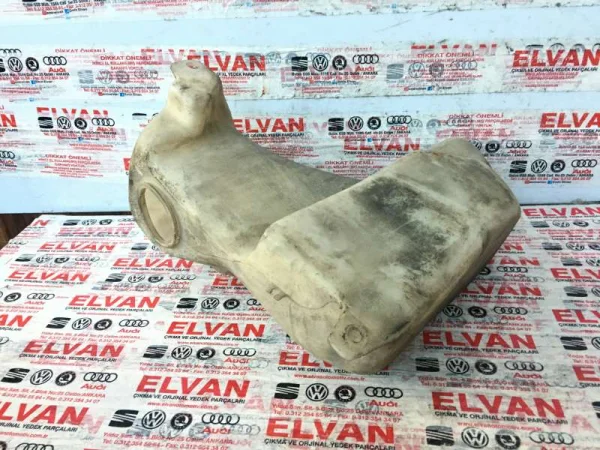 901-8690020 | Silecek Su Deposu VAG