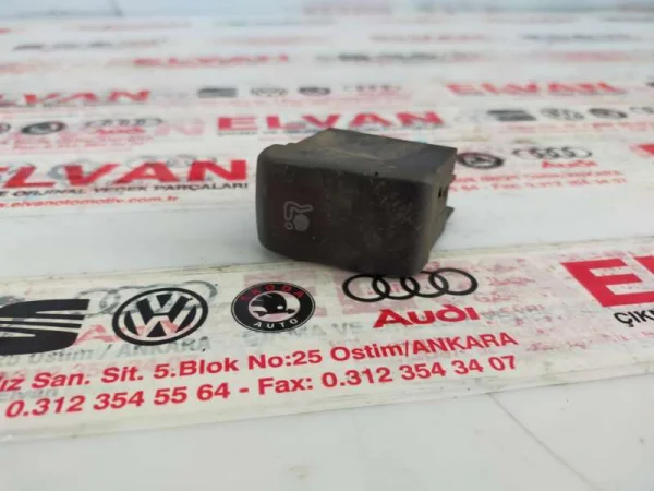 1L0919235 | Seat Toledo Hava Yastığı Uyarı Lambası Düğmesi VAG
