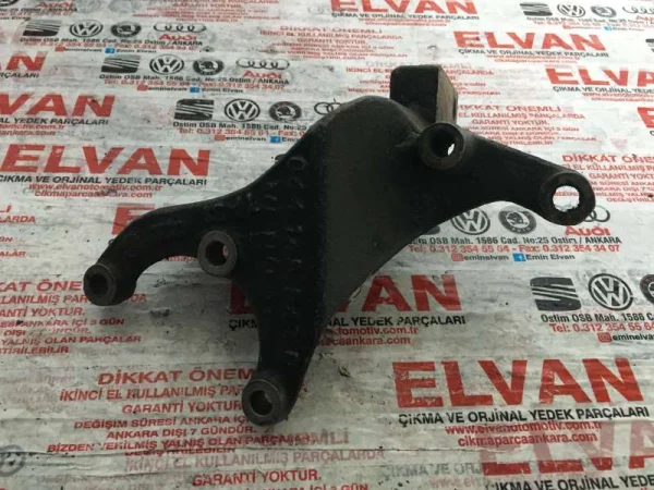 044145548D | VW Transporter Hidrolik Direksiyon Pompası Braketi VAG
