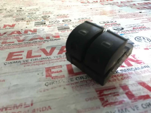 8E0959851A | Cam Açma Düğmesi | Audi A4, TT VAG