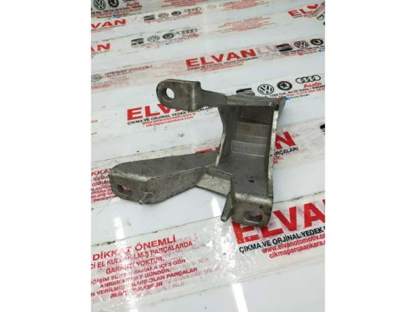 18D864273 | Dış Dikiz Aynası VAG