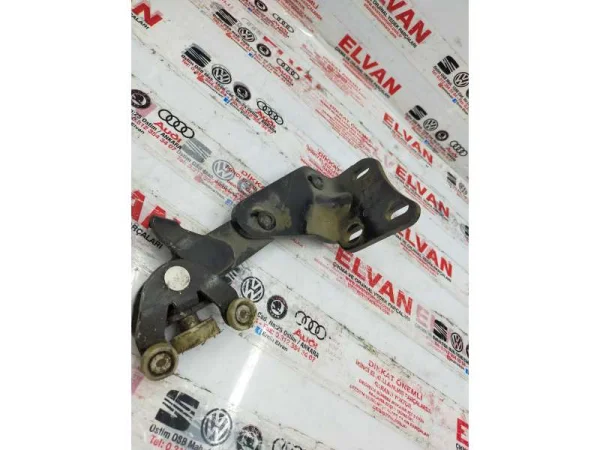 2K0843397B | VW Caddy Sürgülü Kapı Alt Makarası Sol VAG