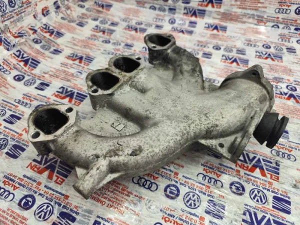 038103638P | Motor Kapak Lastiği | VW Caddy, Golf, Jetta - Audi A3 - Seat Altea, Cordoba VAG
