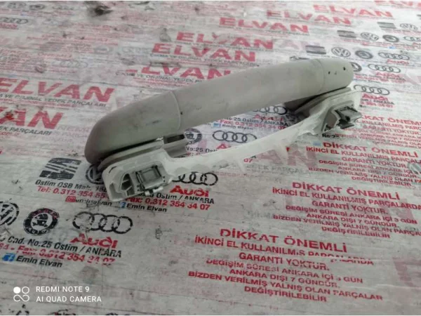 5G9867660 | VW Golf Tutamak Bağlantı Braketi VAG