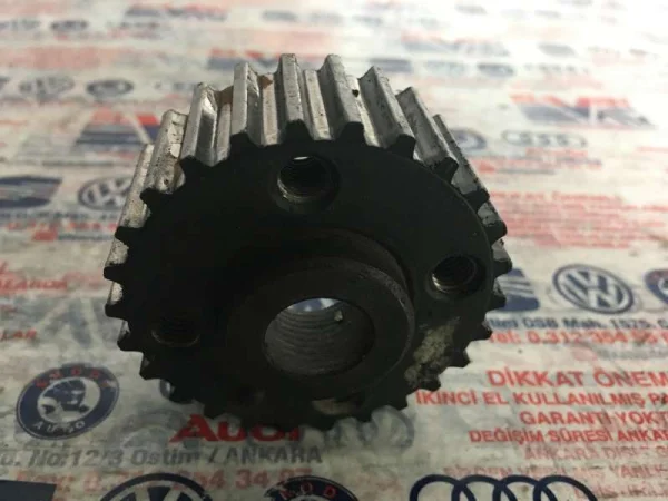 030105263C | Krank Dişlisi | VW Caddy, Golf - Seat Cordoba, Inca - Skoda Felicia, Octavia VAG