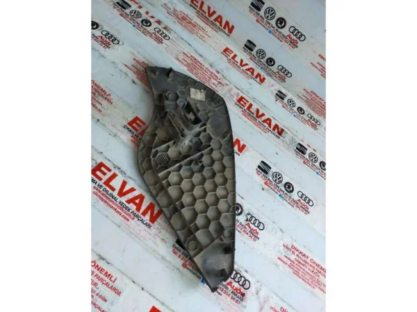 5G1858218 | Göğüs Yan Kapağı VAG
