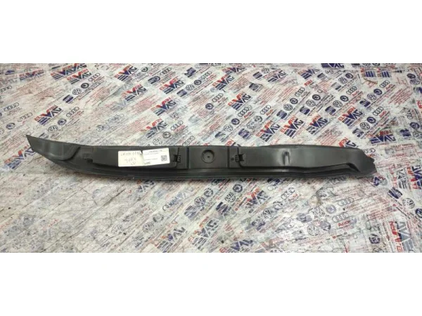 6R0821111B | VW Polo Sol Ön Çamurluk Braketi VAG
