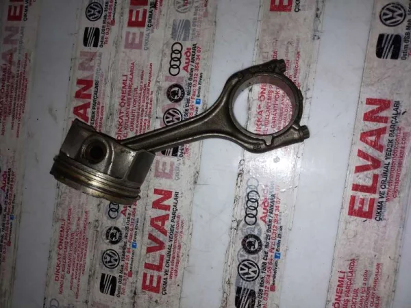 04E105401M | Piston Kolu