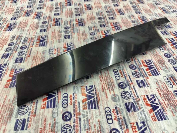5NA837902C | Sağ Ön Kapı Direk Çıtası