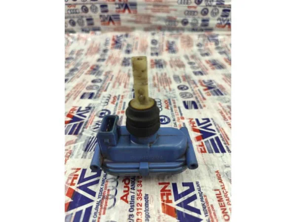 813862153A | Vakumlu Merkezi Kilit Kilidi | VW Golf, Jetta