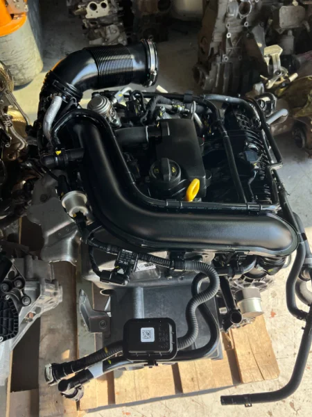 Polo DLA 1.0 e-TSI Hybrid Sandık Motor  VOLKSWAGEN