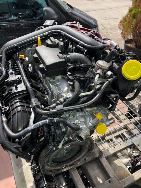 Arona DLA 1.0 e-TSI Hybrid Sandık Motor  seat