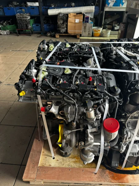 Audi A4 2.0 TFSI CYR Benzinli Dolu Motor