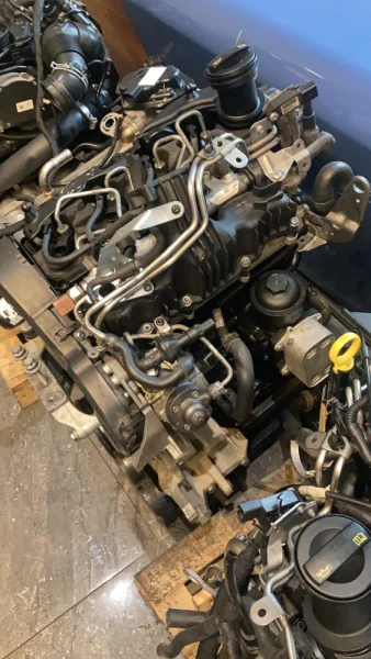 Transporter T5 2.0 TDI CAA Dizel Sıfır Motor VOLKSWAGEN