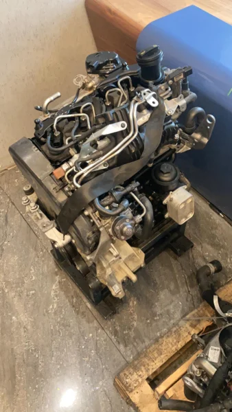 Multivan T5 2.0 TDI CAA Dizel Sıfır Motor VOLKSWAGEN