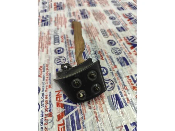 1K0959537F | VW Passat Direksiyon Fonksiyon Tuşu