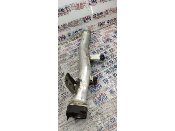 7P0145762A | VW Touareg İntercooler Borusu VAG