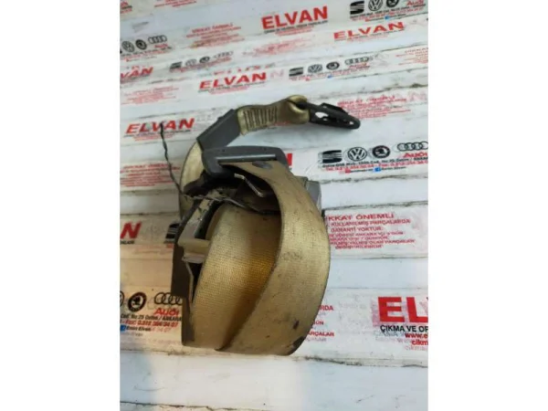 8E0857706F | Audi A4 Ön Sağ Emniyet Kemeri VAG