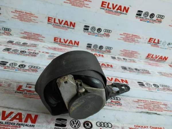 8E0857706B | Audi A4 Sağ Ön Emniyet Kemeri VAG
